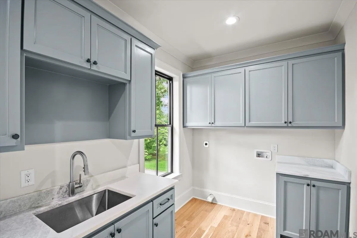 Man Cave kitchenette