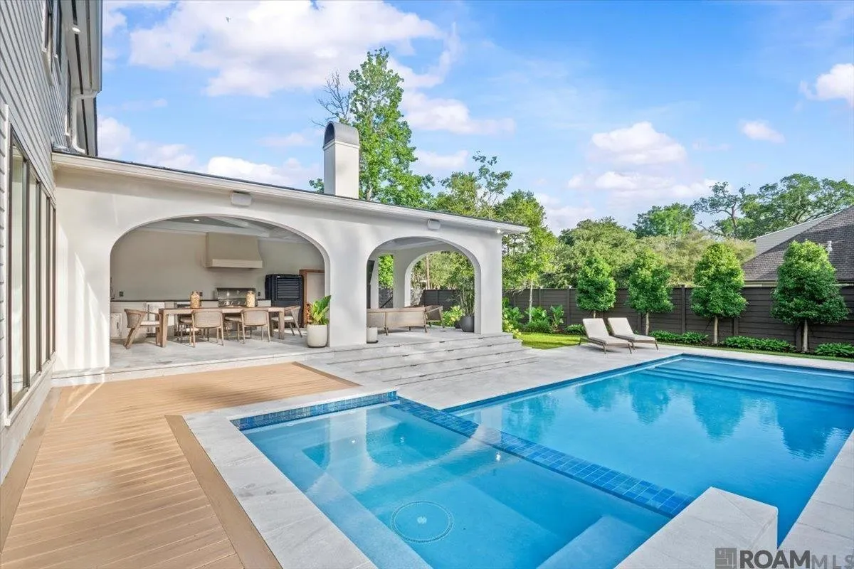 Arches and pool